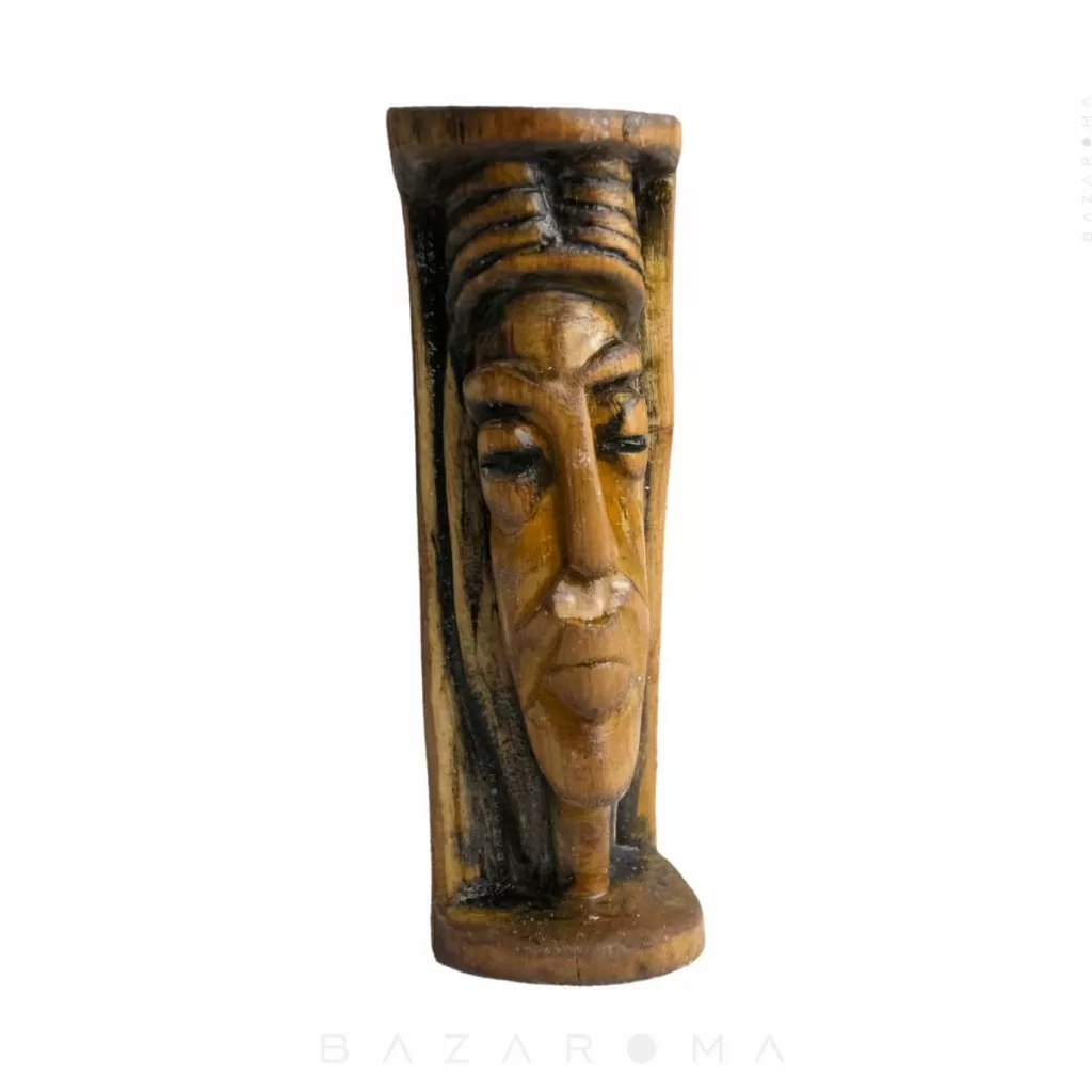 مجسمه چوبی شاه آمون-1
